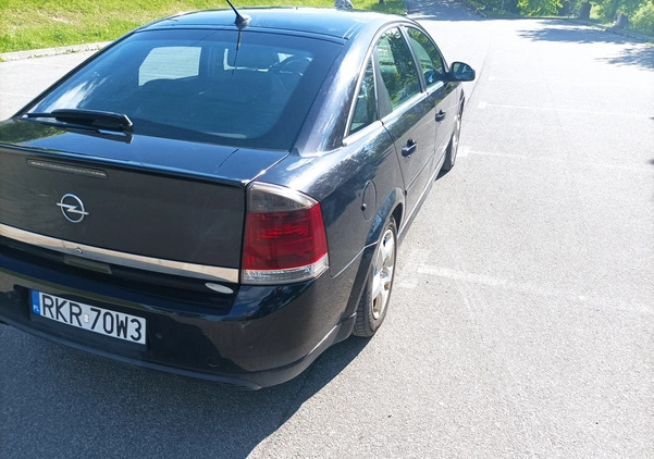 Opel Vectra cena 9000 przebieg: 349000, rok produkcji 2007 z Rymanów małe 56